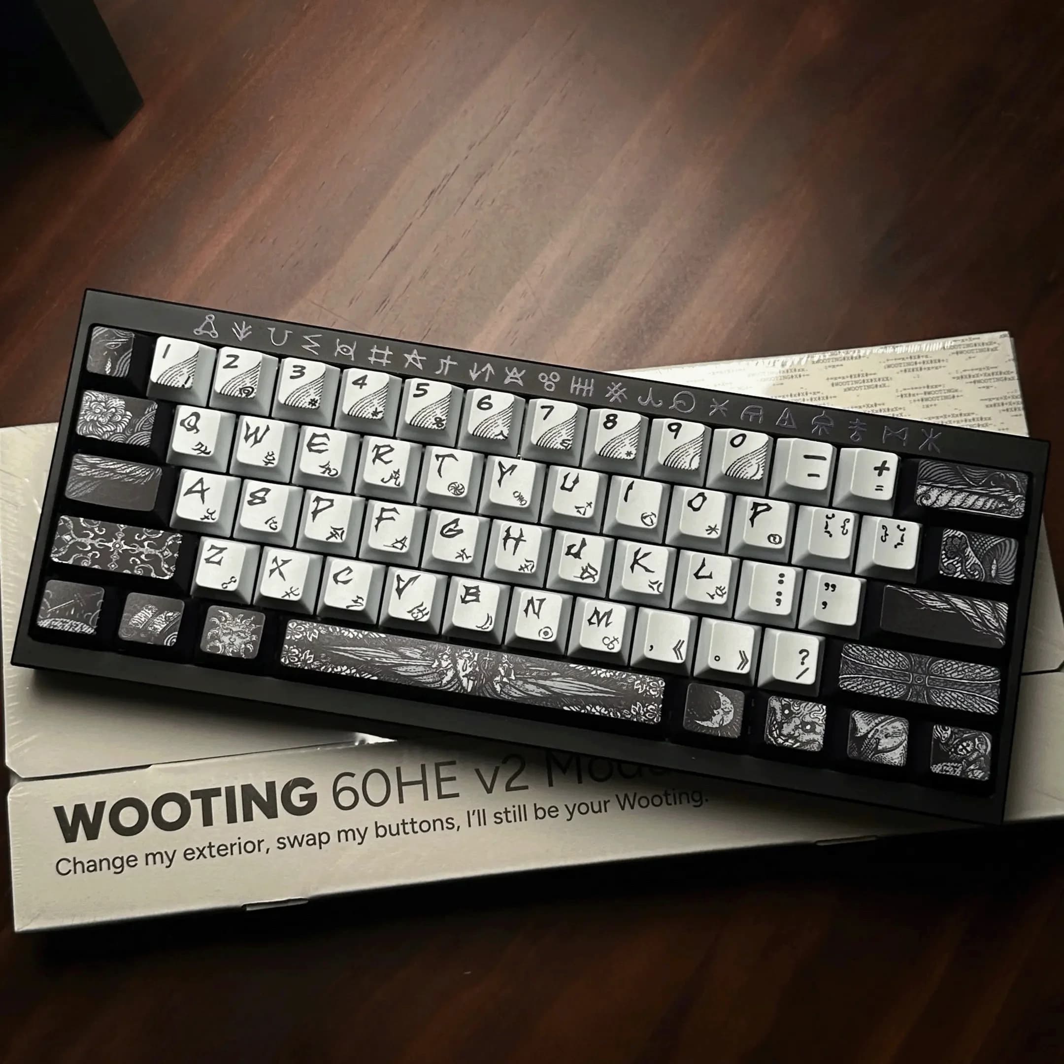 Keycaps Anime Wind Hat Angel Cherry Dye-Sub PBT Personalizzati per Tastiera Meccanica Made68 Wooting60He + Ace68