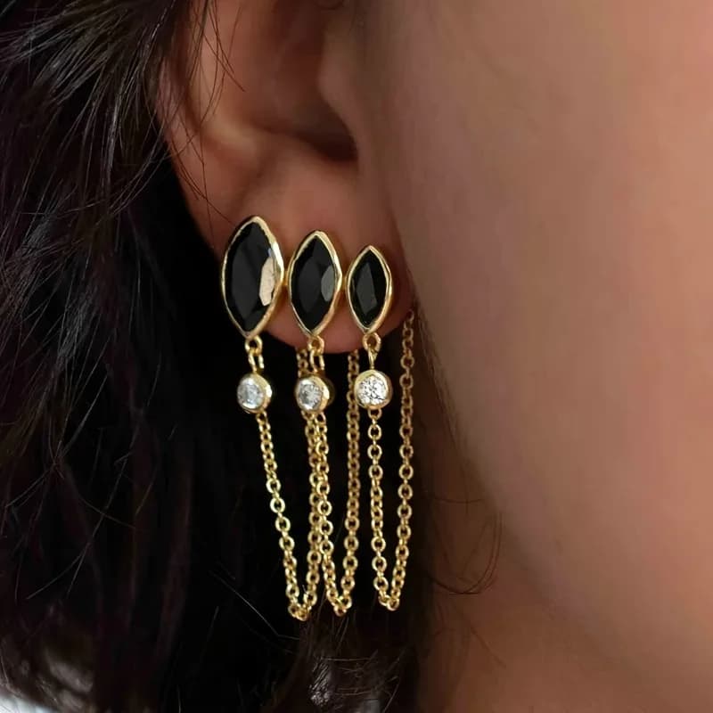 Fashion Handmade Accessories Black White Color Synthetic Zirconia Chain Tassel Pendant Earrings Women Banquet Party Jewelry Gift