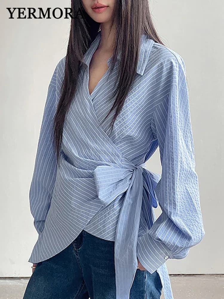 YERMORA Blu A Righe Fasciatura Irregolare Camicetta Casual Per Le Donne Risvolto Manica Lunga Allentata Nuova Camicia Moda Marea Primavera Autunno 2025