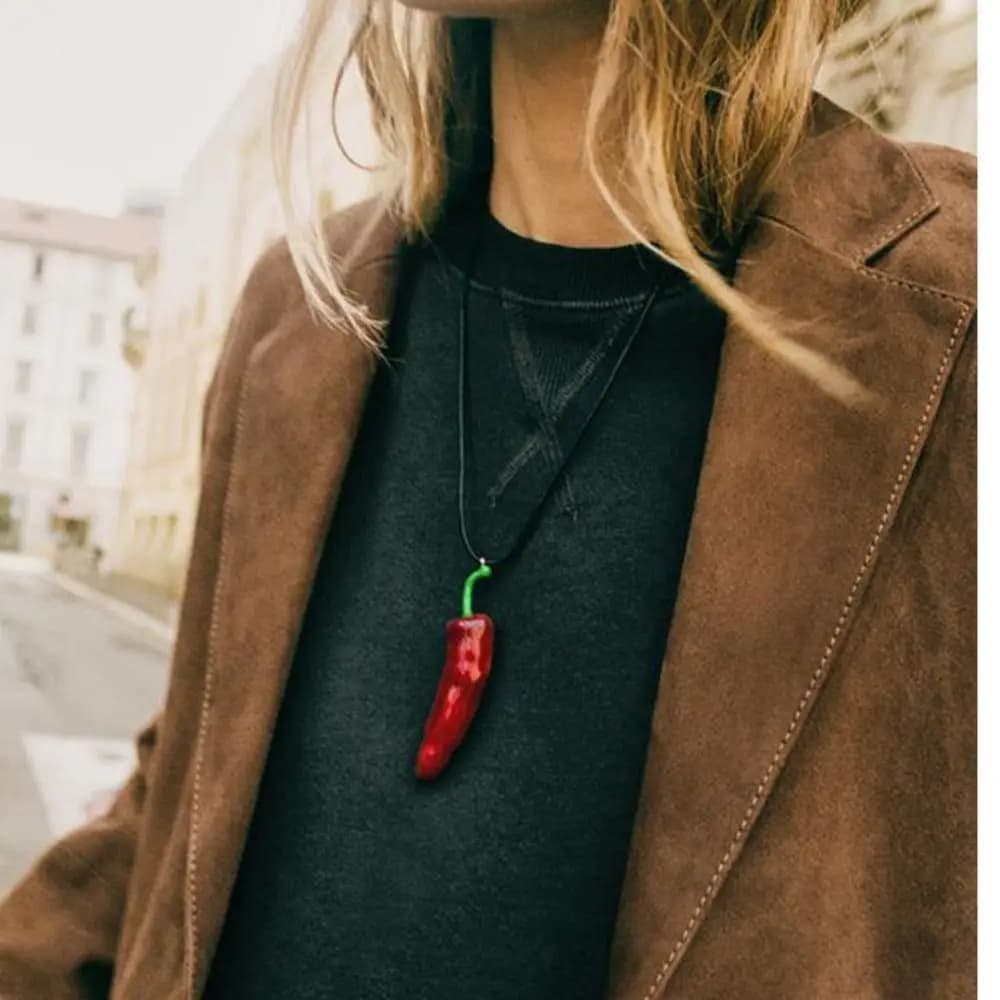 Cute Boho Style Red Pepper Pendant Simple Realistic Fashion Necklace Chili Vegetable Collar Metal Accessories Gift
