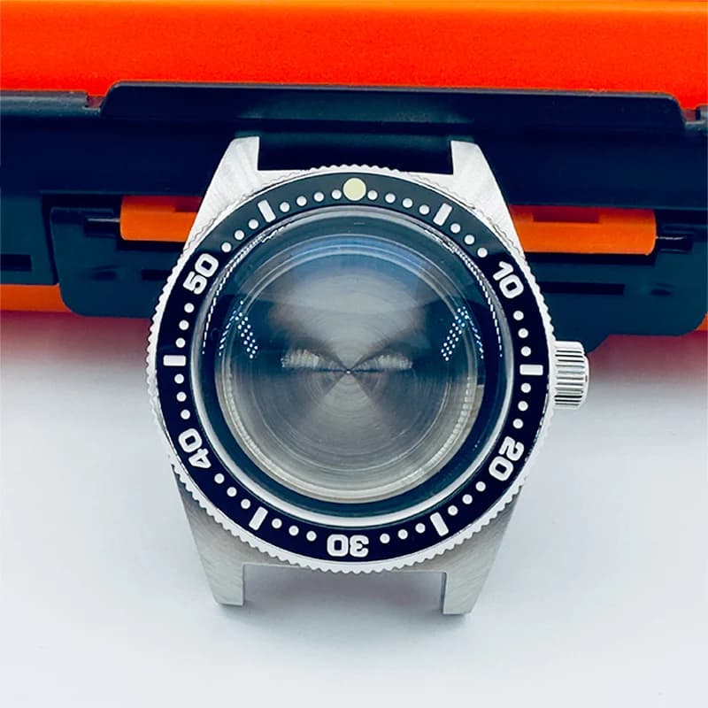 Orologio Modifica parti Cassa per orologio in acciaio inossidabile massiccio da 40 mm Lunetta in ceramica adatta per movimento NH35/36 Kanagawa Wave Caseback