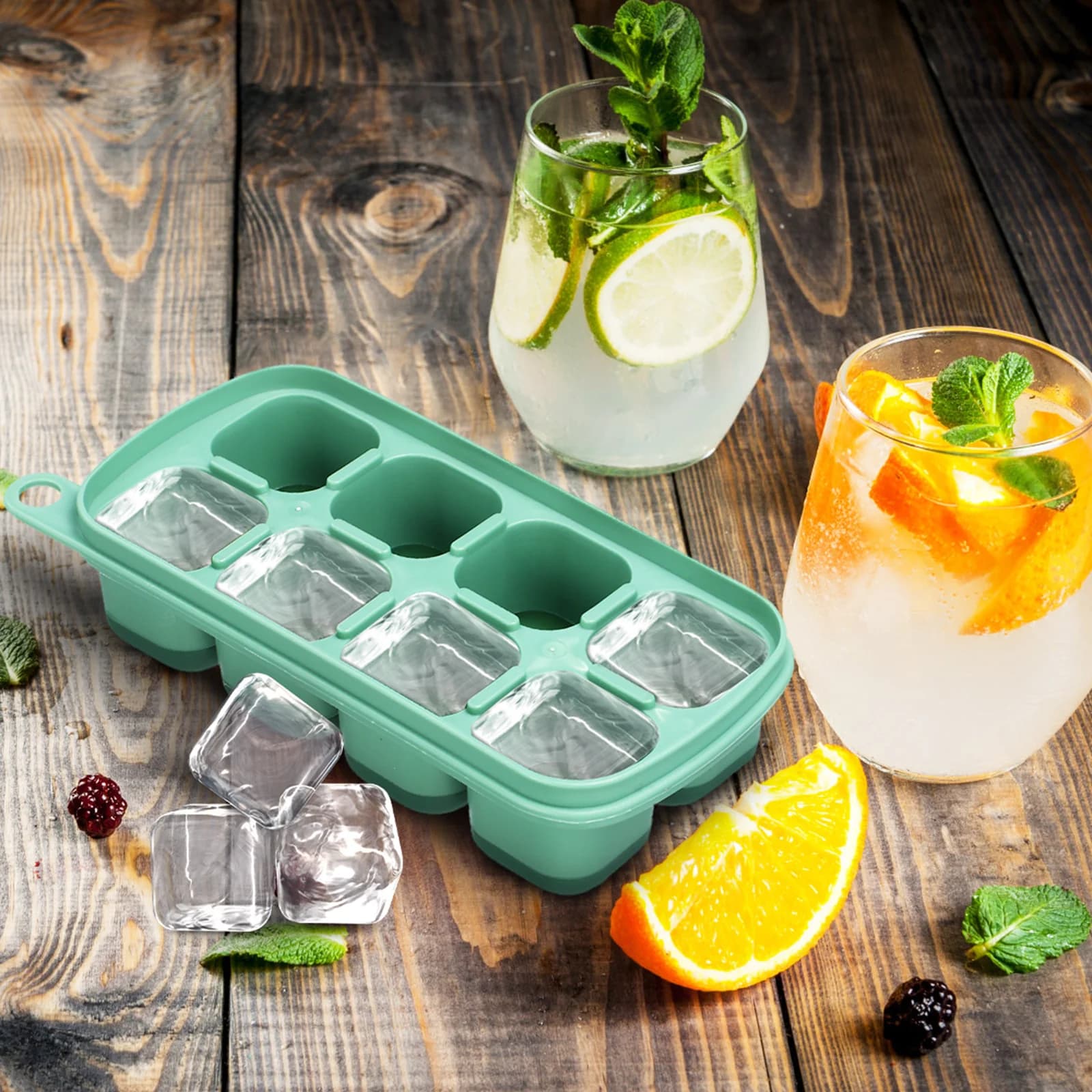 Vassoio per ghiaccio in silicone Vassoio coperto Contenitore per la conservazione degli alimenti per congelatore Stampo per cubetti di ghiaccio flessibile Contenitori per salsa per la preparazione dei pasti
