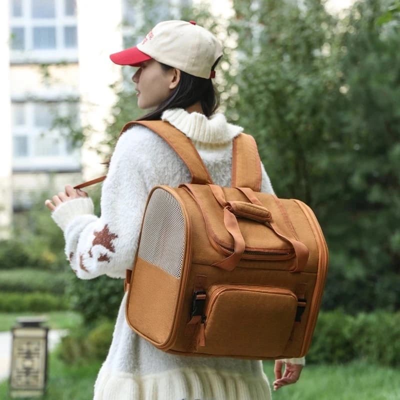 Expandable Foldable Large‑Capacity Pet Backpack Portable Travel Carrier for Cats Small Dogs Car‑Friendly Outdoor Pet Supplies