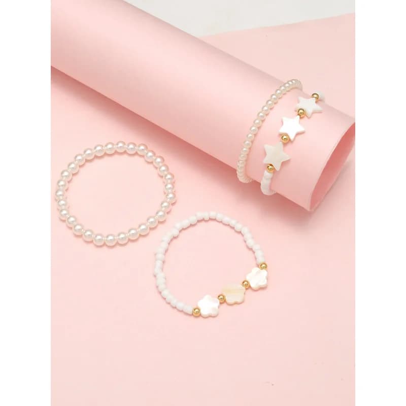 Set of jewelry with pearls and beads in the shape of a star, 4 pieces/set – Necklace and bracelet for a daily elegance.