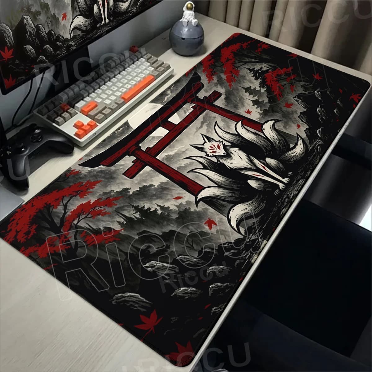 Tappetino per mouse da gaming nero e rosso, tappetino da scrivania anime con volpe, tappetino esteso per scrivania gamer, tappetino decorativo per ufficio e PC, tappeto estetico