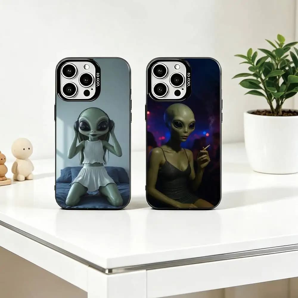 Funny alien images Phone Case For iPhone 17,16,15,14,13,12,11 Plus,Pro Max,XS,Colorful Silver Phone case Funda Cover