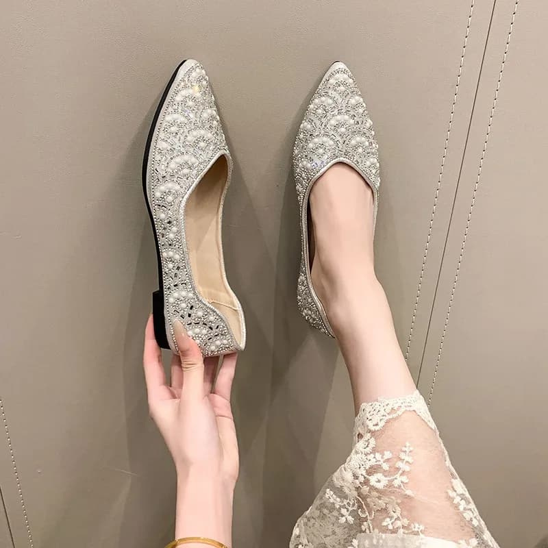Nuove Ballerine da Donna 2026 con Strass, Mocassini Primaverili e Autunnali con Punta Affusolata e Borchie, Scarpe Classiche Morbide da Donna