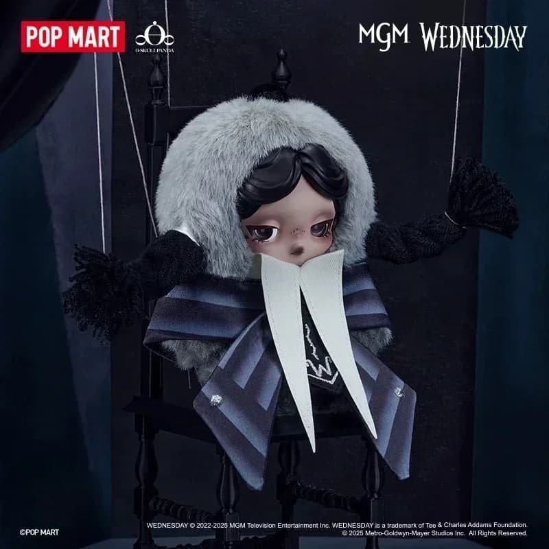 POP MART SKULLPANDA x MGM WEDNESDAY Series Blind Box Guess Bag Decorazione del desktop Modello carino Regalo Ragazza Giocattoli Anime