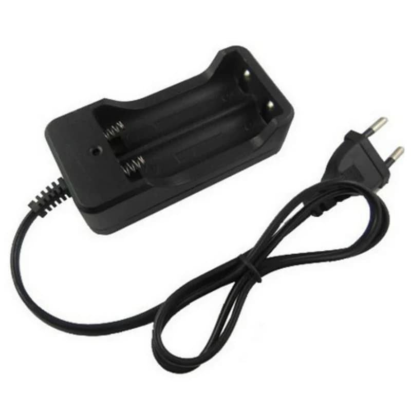 18650 Battery Charger EU Plug 2 Slots Smart Charging Safety Fast Charge 18650 Li-ion Rechargeable Lithium Battery Charger 4.2V