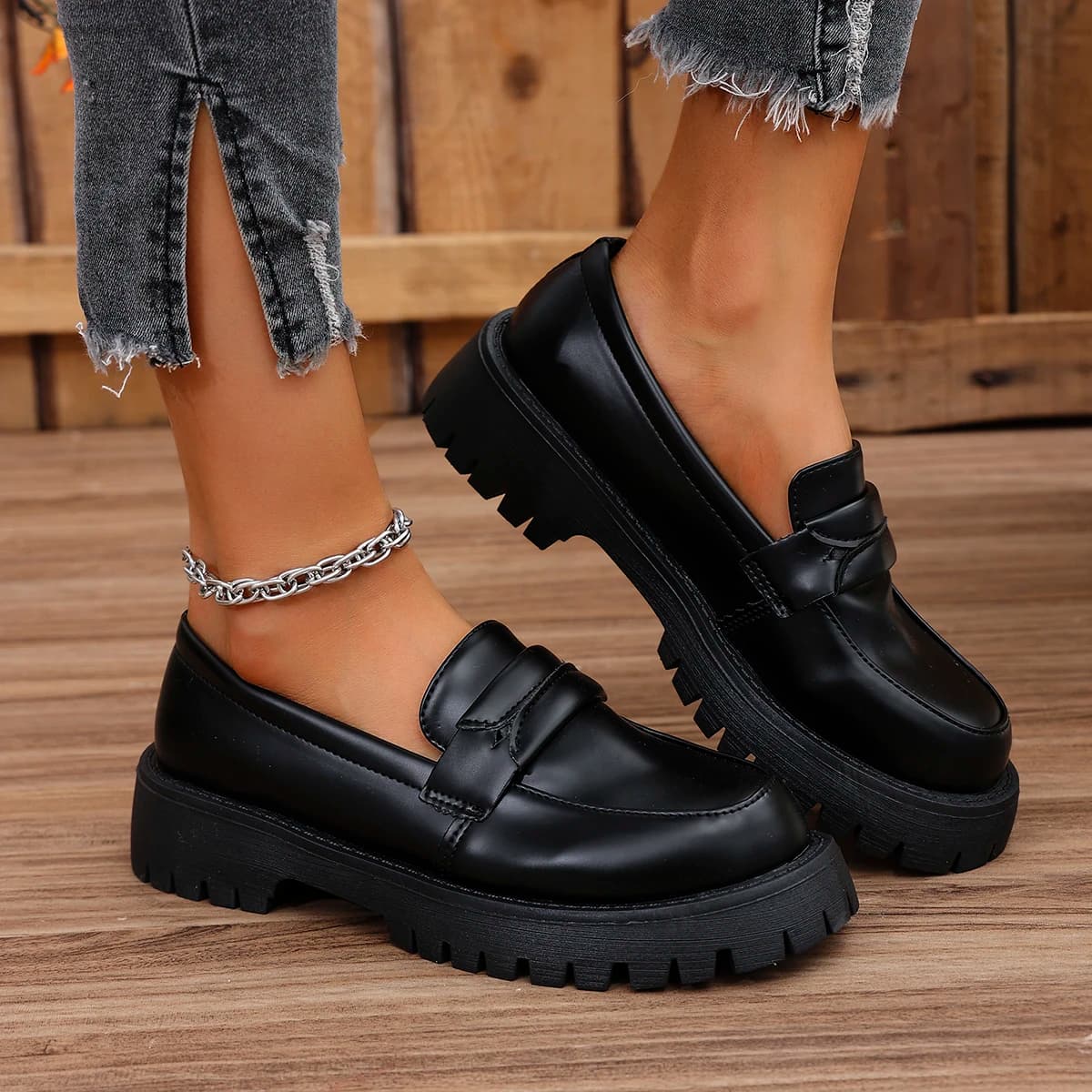 **Spring/Autumn New Round Toe Comfortable Casual Single Shoes Fashionable Hot Selling Sexy Elegant Thick Soled Loafers for Women