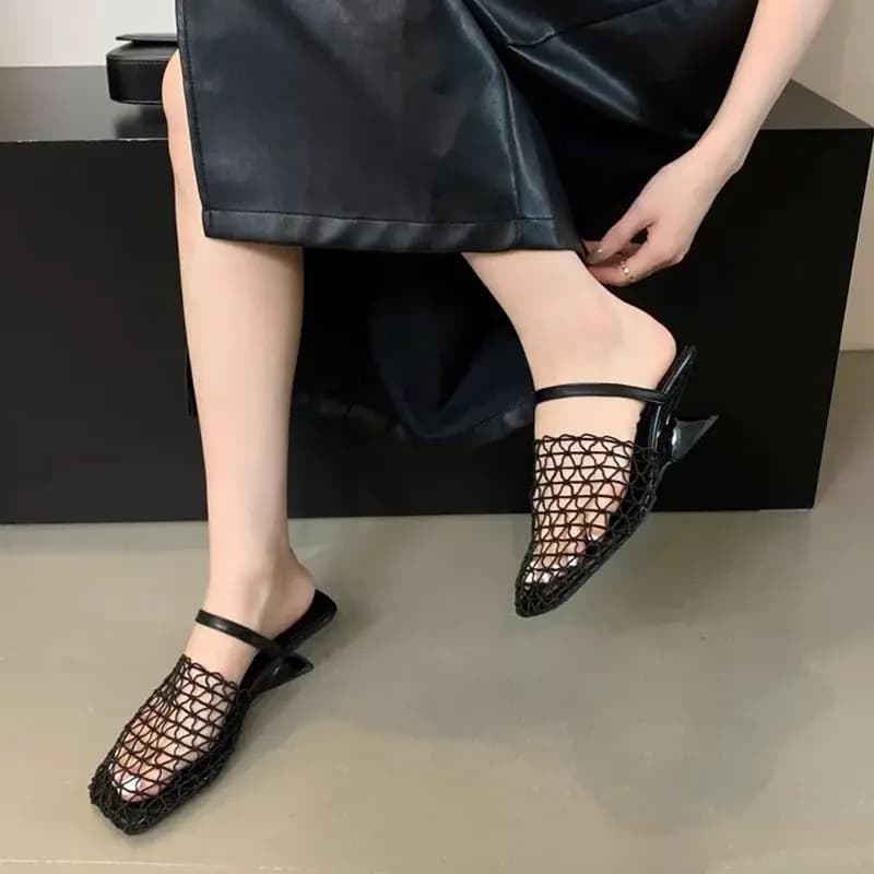Sandali da Donna 2026 con Punta Chiusa, Modello Romano, Mules Intrecciati a Rete, Traspiranti, con Zeppa 5cm, Design di Nicchia