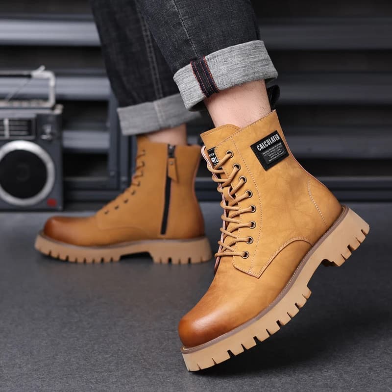 New Leather Boots Classic Man Moto Botas Sneakers High handmade men's boots Men's cowboy boots in fashionable casual leather