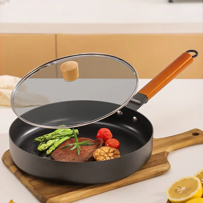 Padella Antiaderente in Ghisa da 26 cm Senza Rivestimento, per Bistecche e Omelette, Pentola a Fondo Piatto, Wok per Fornelli a Gas e Piani a Induzione