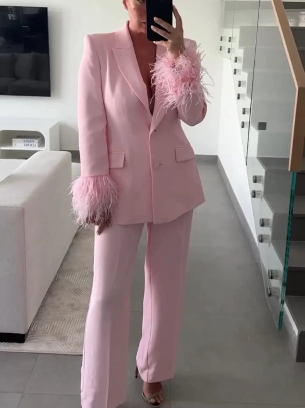 Pantaloni casual da pendolare con tasca a vita alta, giacca da abito a maniche lunghe con risvolto, pantaloni rosa con piume di nuova moda estiva da donna