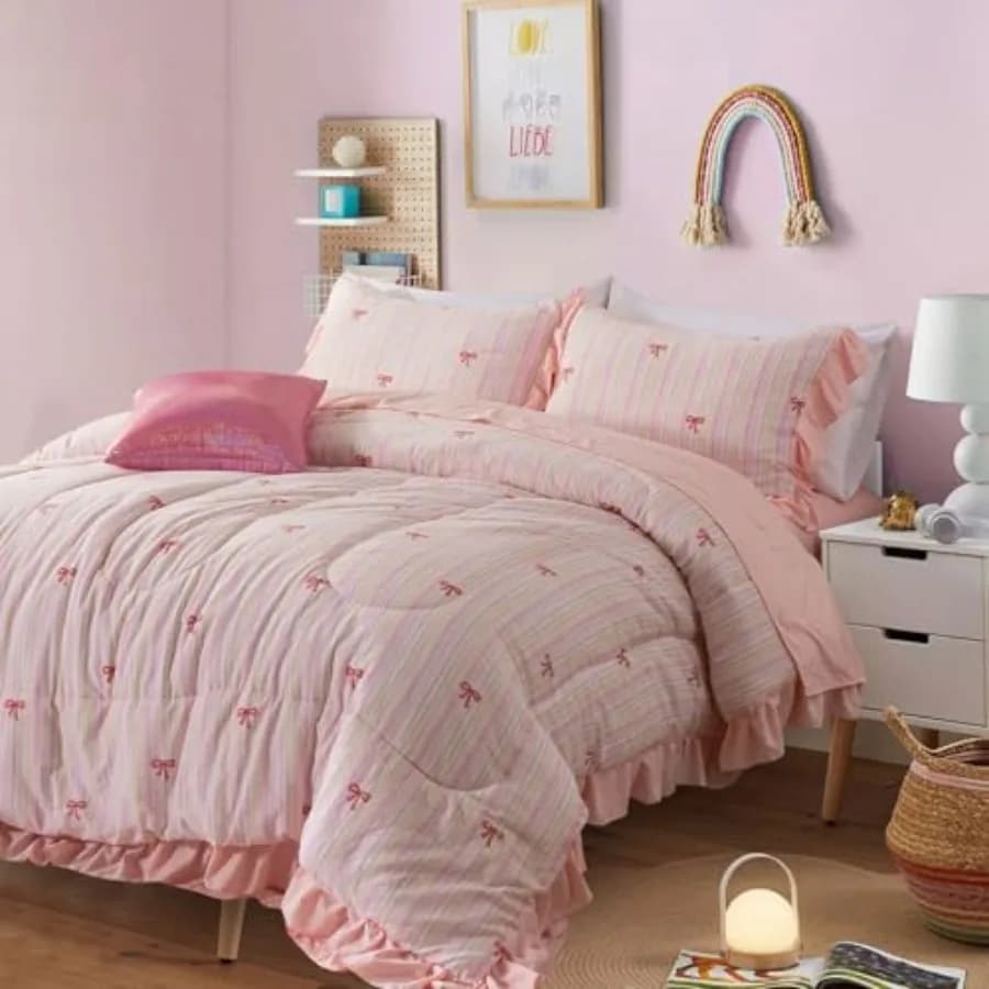 Set di Biancheria da Letto con Strisce Arcobaleno e Fiocchi, Set Coordinato di 6 Pezzi con Volant, Stile Principessa Chic con Stampa di Fiocchi, per Stanza Luminosa