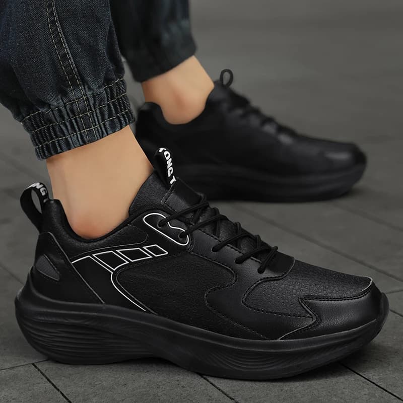 Scarpe da corsa da uomo Scarpe da esterno con suola morbida Nuove scarpe sportive casual traspiranti in mesh antiscivolo Scarpe da uomo leggere