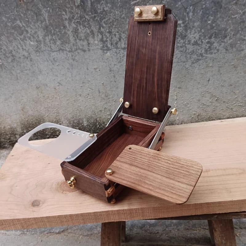 15.3*7.5*3.8 cm Piccola scatola di legno monostrato Dipinti ad olio Dipinti ad acquerello Custodie da disegno Scatola di legno nero con struttura in metallo