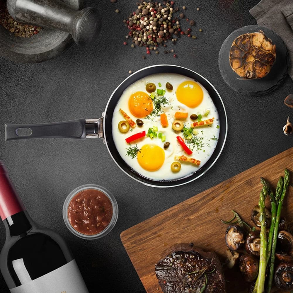 Fried eggs, mini round pan, pan, pan