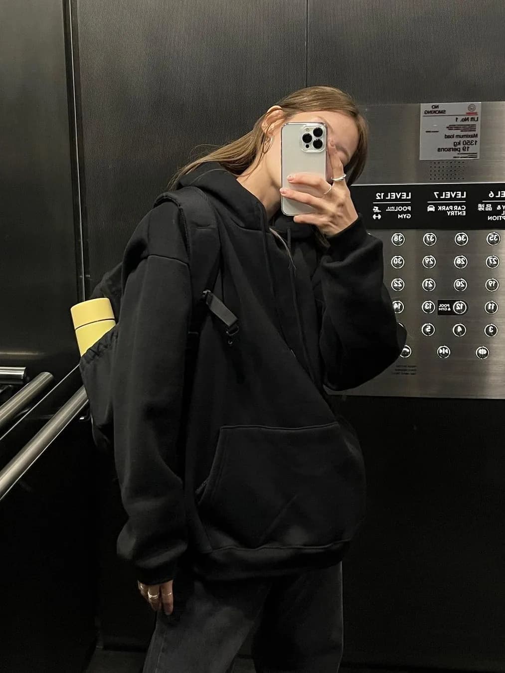 Sakura Classic Black Street Style Loose Cotton Hoodie Women's Fleece Lined Sweatshirt Couple Matching Comfortable Spring