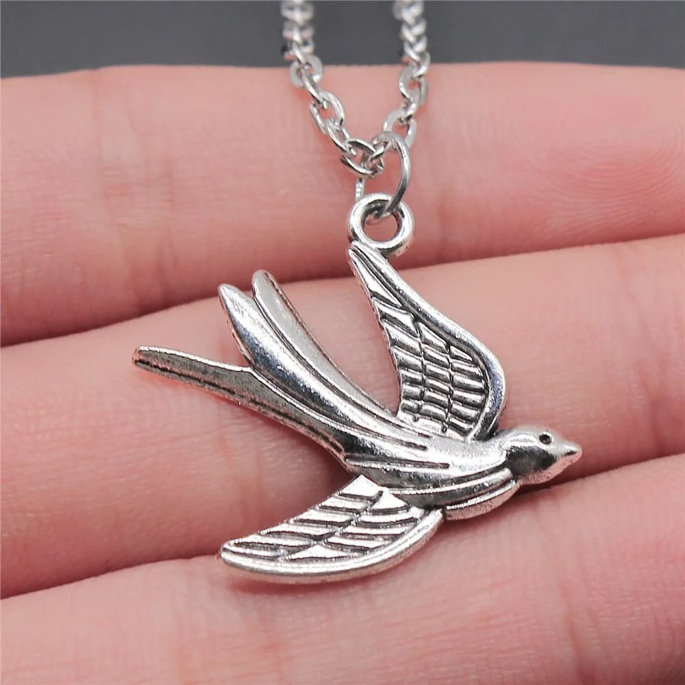 Antique Silver Color 30x28mm Swallow Bird Pendant Necklace For Women