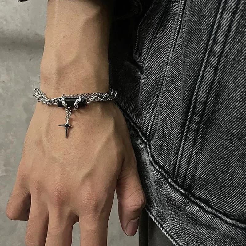 Bracciale da Uomo 2024, Catena Retrò con Zirconi Neri e Stelle, Bracciali Punk in Acciaio Inossidabile per Donna, Gioielli Unisex, Accessori per Coppie
