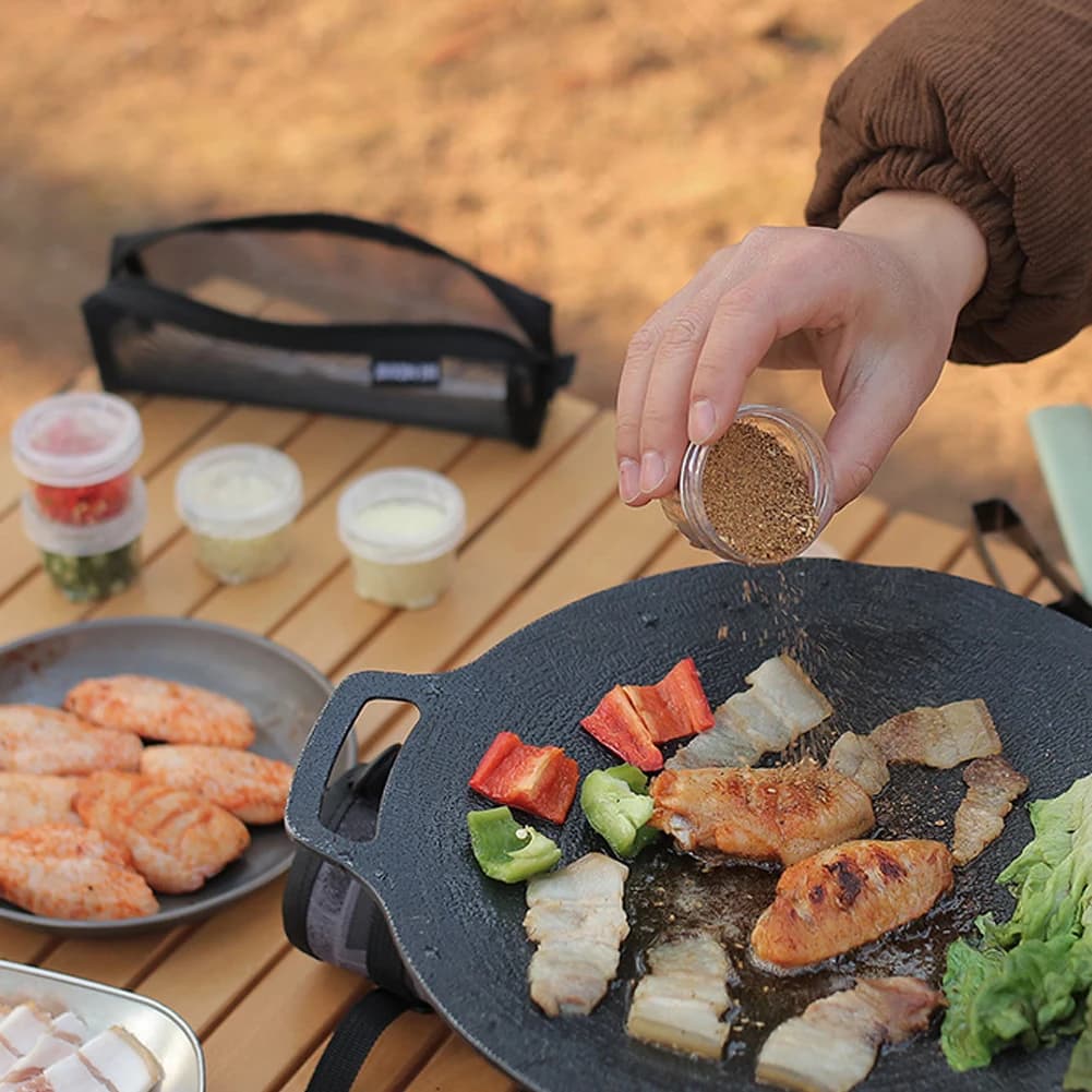 Set da Viaggio per Spezie con 5 Bottiglie, Contenitore Portatile per Condimenti, Borsa per Spezie da Viaggio per Campeggio e Barbecue all'Aperto