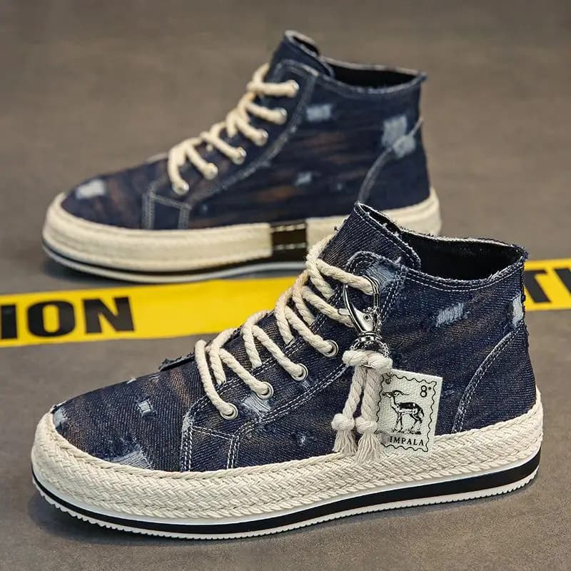 2025 Scarpe da ginnastica da uomo nuove Scarpe di tela alte Moda Outdoor Scarpe casual da uomo Scarpe da corsa con plateau Scarpe da uomo stringate antiscivolo