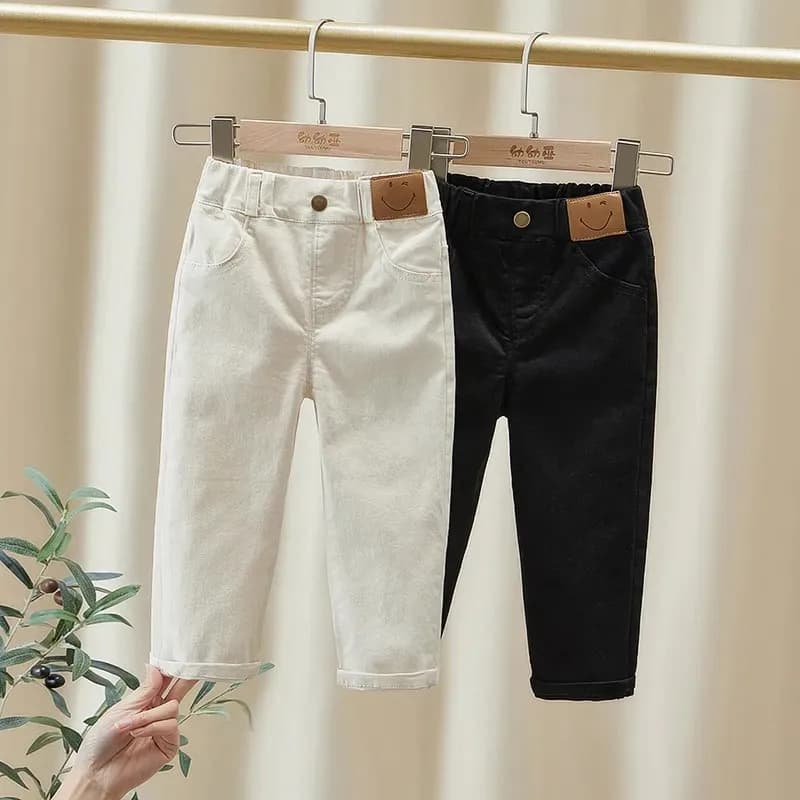Pantaloni da ragazza stagione primaverile e autunnale nuovi pantaloni a gamba dritta per bambini ragazza Slim Fit Baby Outwear pantaloni Casual
