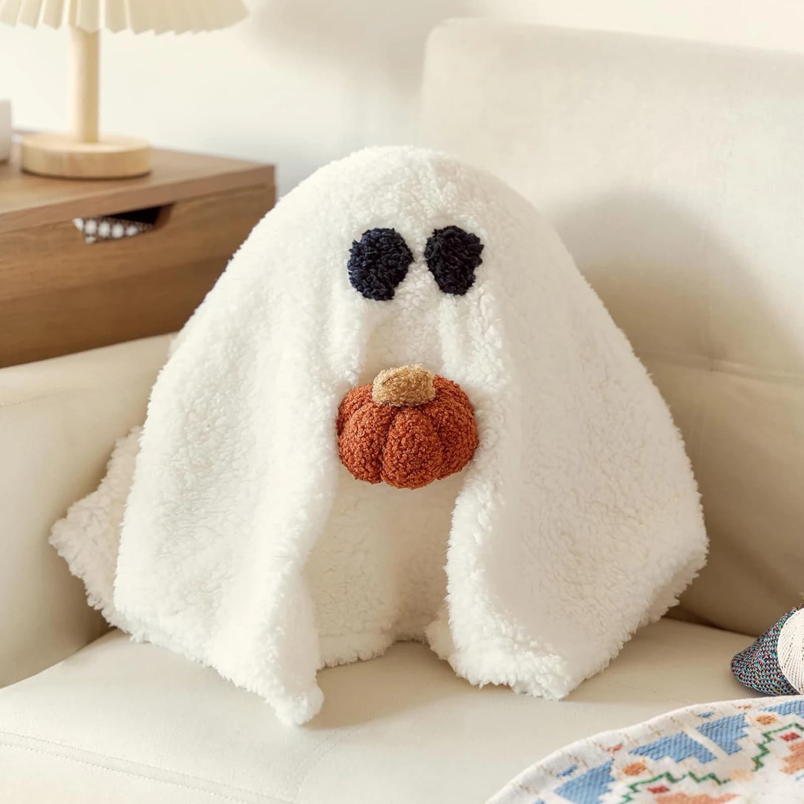 Cute Ghost with Pumpkin Pillow, 25cm Halloween Ghost with Pumpkin Pillow, Soft Stuffed Halloween Ghost Throw Pillow