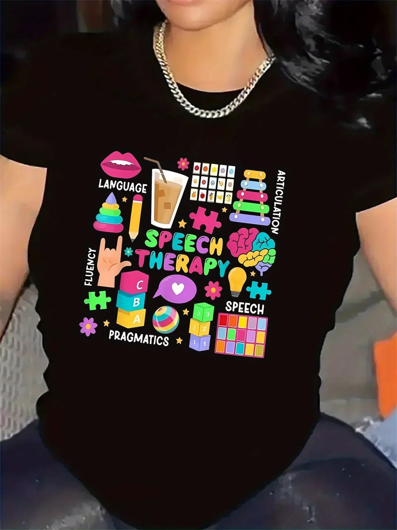 T-shirt a maniche corte in poliestere per appassionati di relazione e rilassamento, resistente e confortevole, ideale per l'ufficio o la casa.
