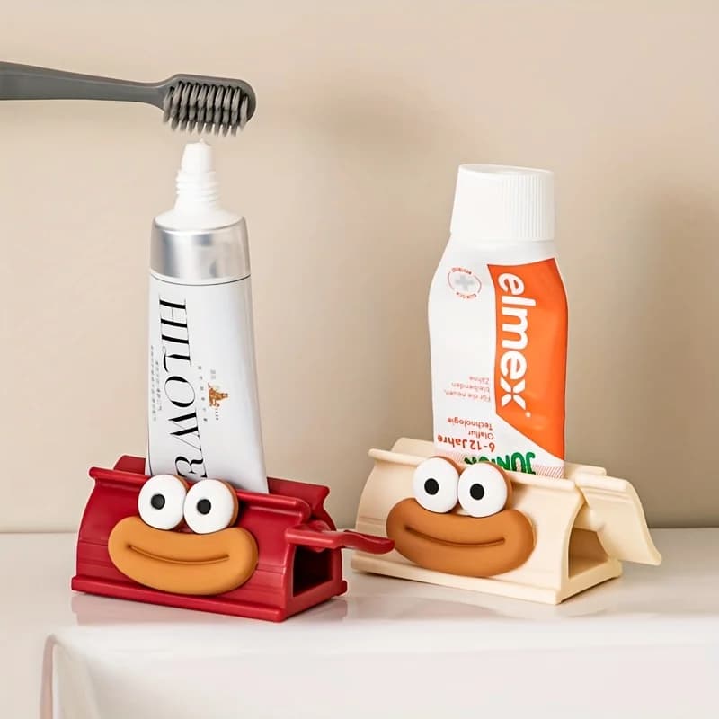 Oral hygiene device with joyful sausage: convenient to carry without need of food