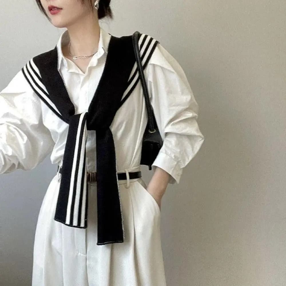 1PC Striped Black Shawl Small High-end Shawl for Women Outdoor Striped Shirt knitted scarves knitted with fake collar
