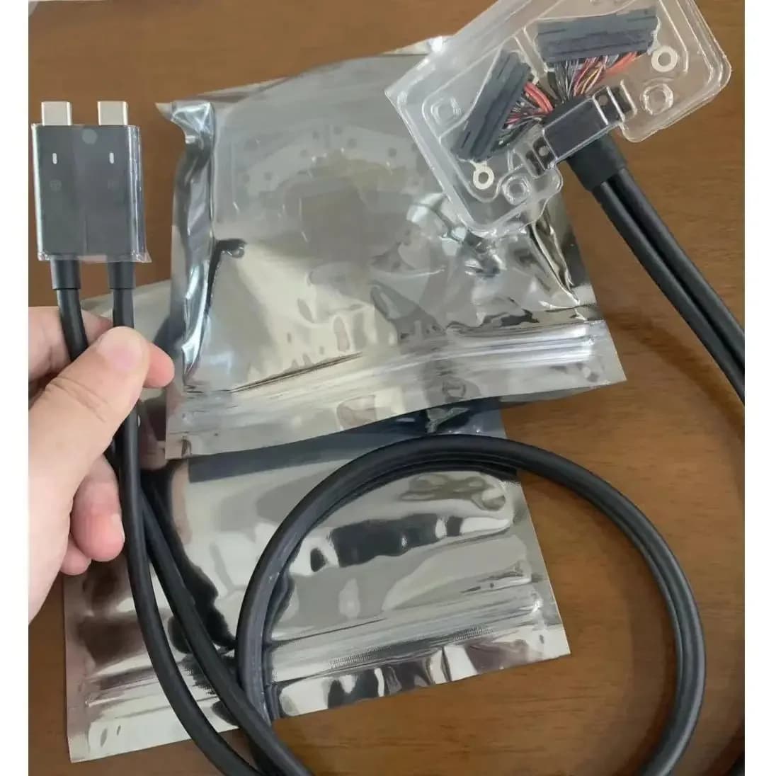 Cavo connettore docking station doppio USB-C PER DELL WD19DC 0YXCYK YXCYK Caratteristiche: 1. Parte di ricambio per DELL WD19DC 0YXCYK YXC