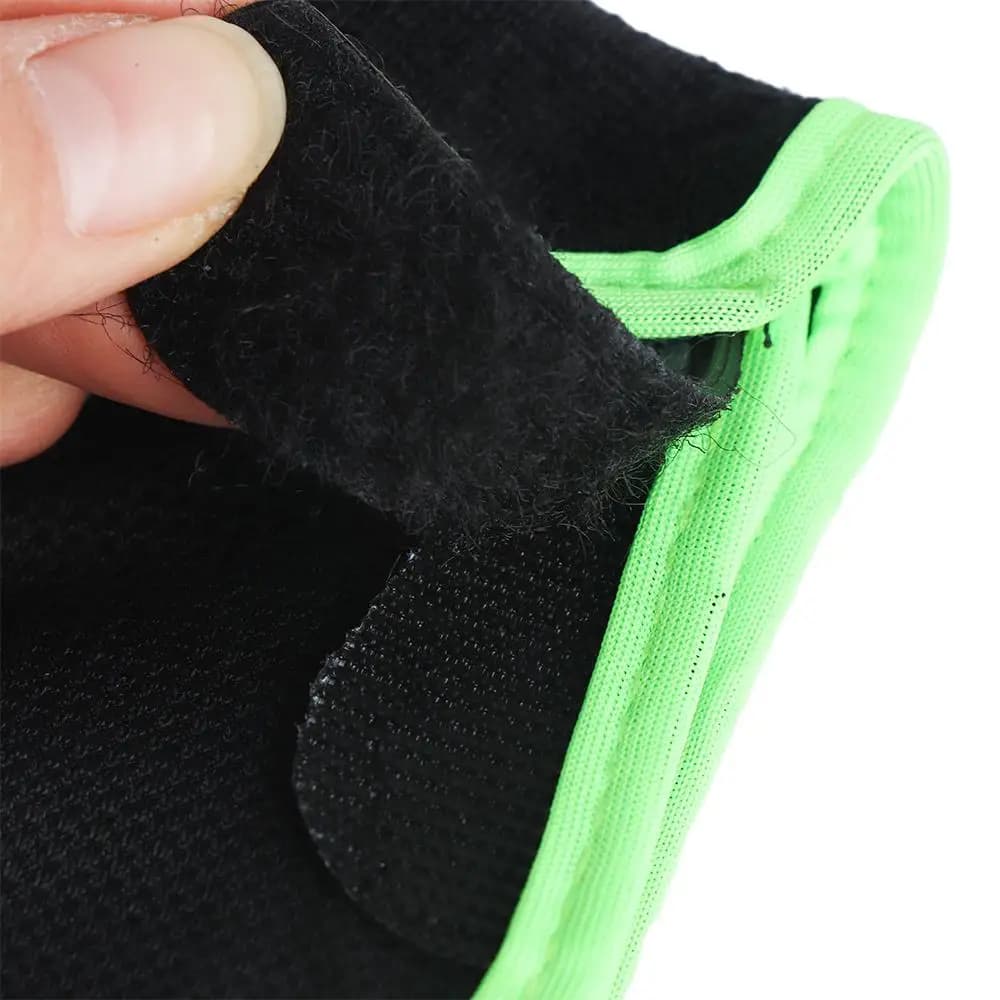 Men and Women Half Finger Gloves Sports Equipment Wrist Wrap Gym Gloves Cycling Gloves Sport Mittens