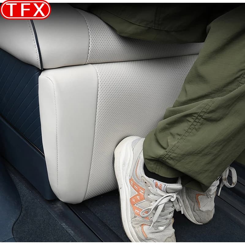 Per Zeekr Mix 2024-2026 Car Styling Posteriore Elettrico Poggiagambe Copertura Protettiva Seconda Fila Sedile Poggiapiedi Anti Kick Pad Accessori