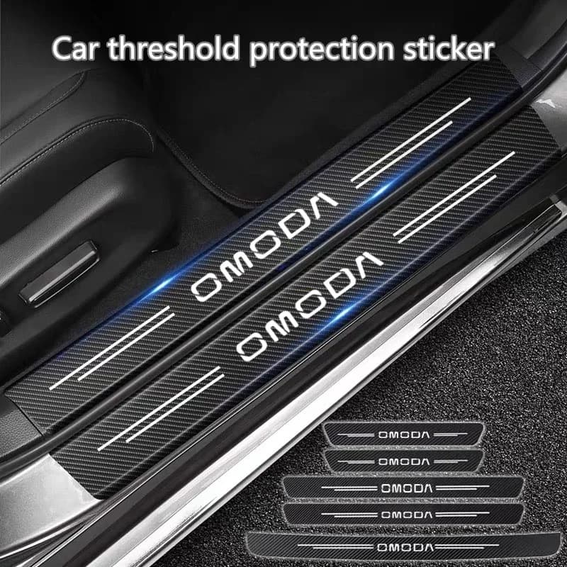 Striscia Protettiva Antigraffio per Soglia Porta Auto 60X7CM in Fibra di Carbonio, Adesivo per Auto Chery OMODA 5 S5 O5 E5 C5 PRO PHEV
