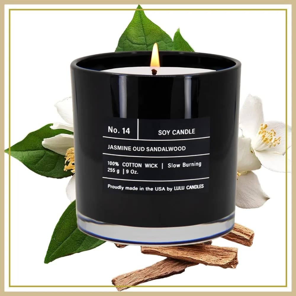 Candela Profumata in Barattolo di Soia - Gelsomino, Oud e Legno di Sandalo - 9 Oz. Realizzato a mano, a lunga durata