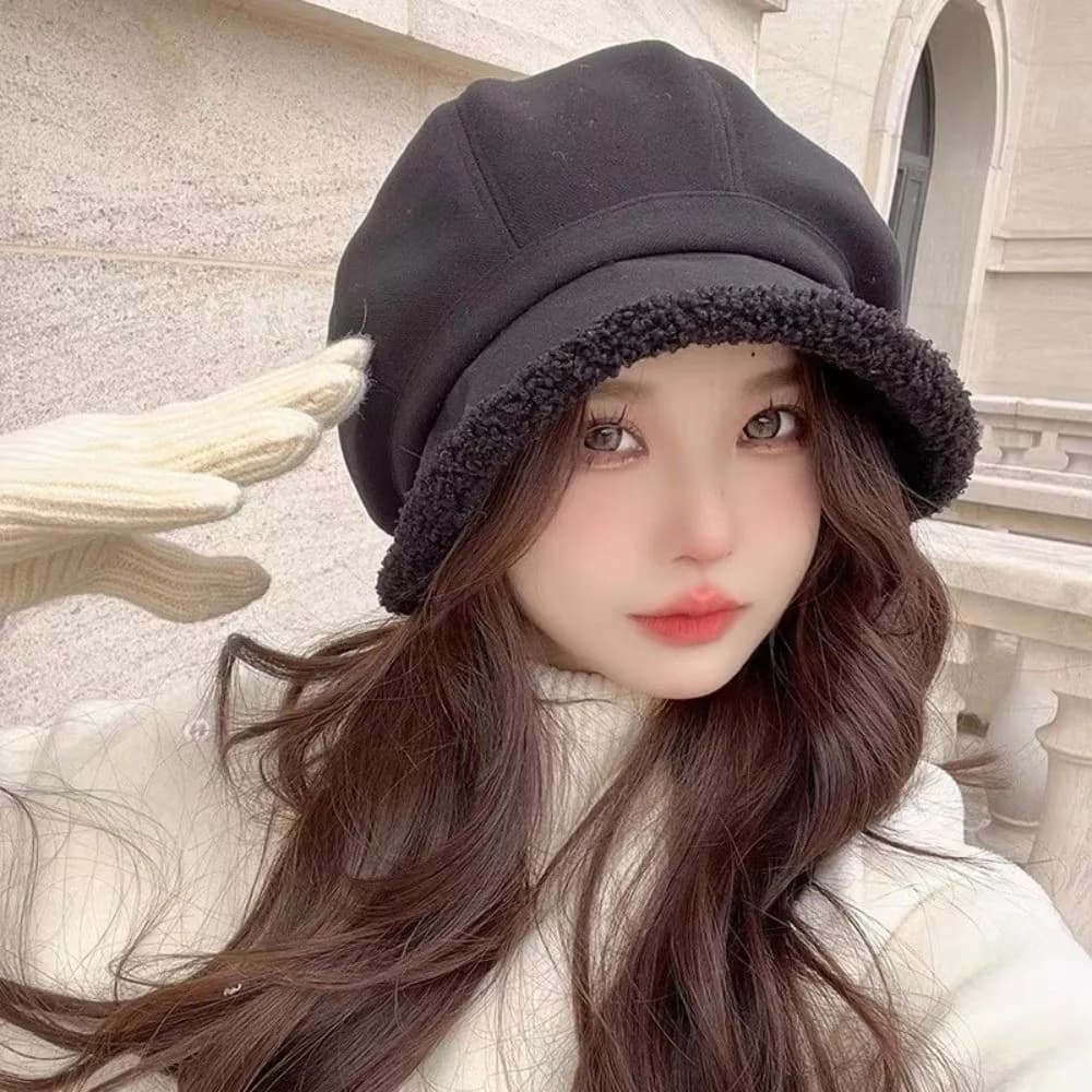 Berretto hat in Antifreddo Plush Autumn Winter, Classic with Ear Protection, Breathable Buckle Hat and Hot for Women, Casual