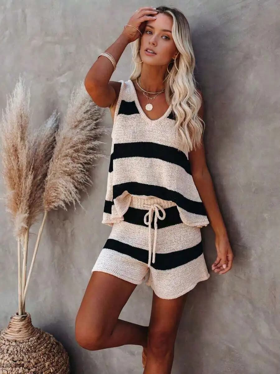 V-Neck Striped Knitted Vest And Shorts Set Casual Vacation Outfit For Women