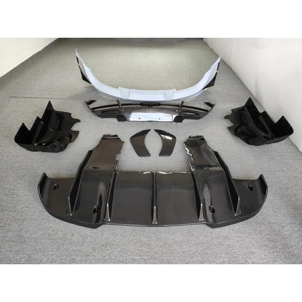 3K Carbon Fiber RY Style Rear Diffuser Rear Bumper Body Kit for McLaren 720S