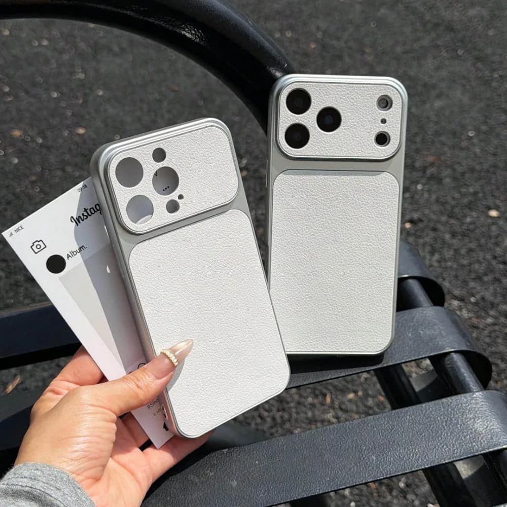 Custodia di lusso in finta pelle di pecora per telefono, compatibile con le serie iPhone 17 Pro Max, 17e, 16e, 15, 14, 13, 12, 11. Bordo argentato, resistente alle cadute.