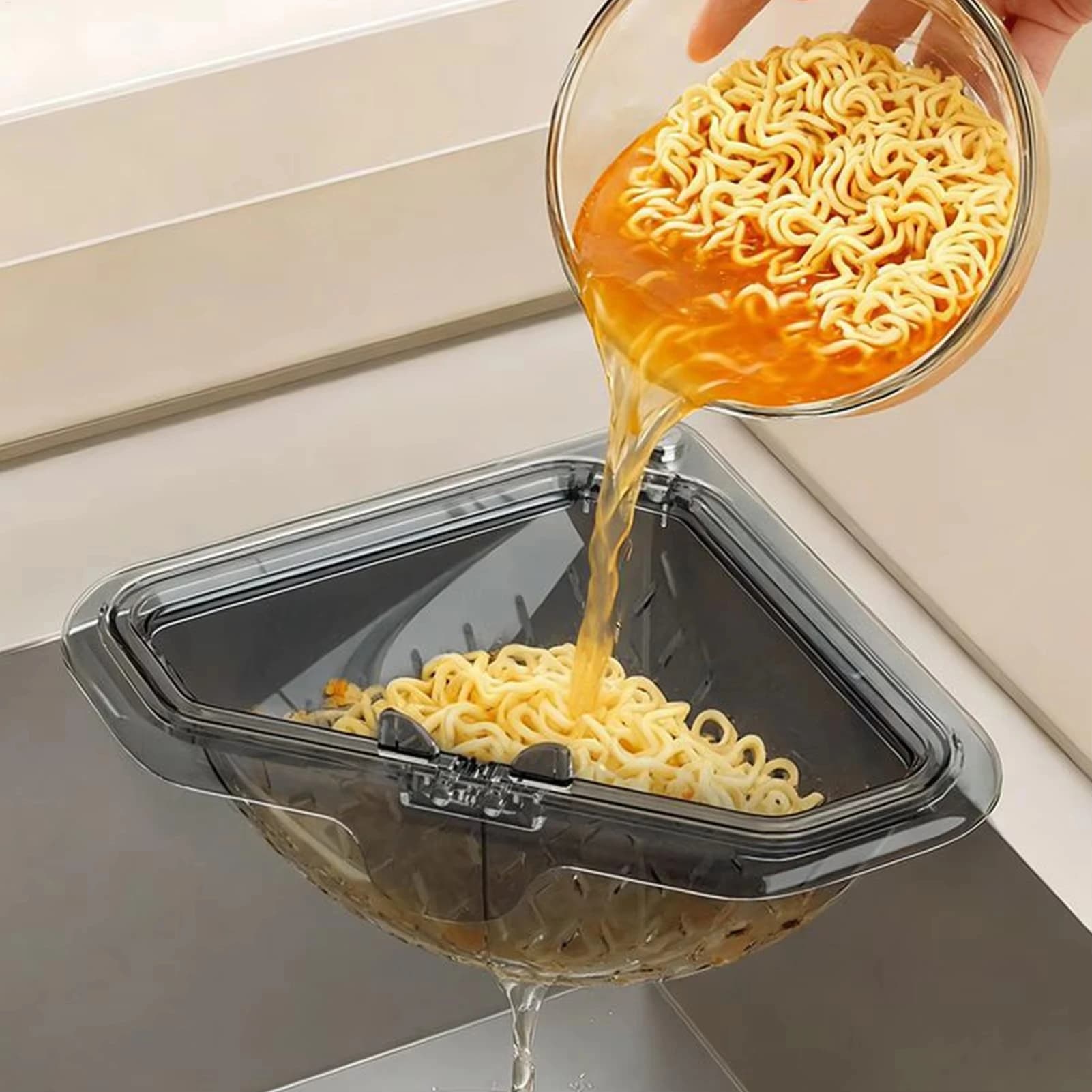 1/2 Pezzi Cestello Magnetico per Lavello, Filtro Triangolare per Drenaggio Verdure, Raccoglitore di Rifiuti Alimentari, Organizzatore per Cucina