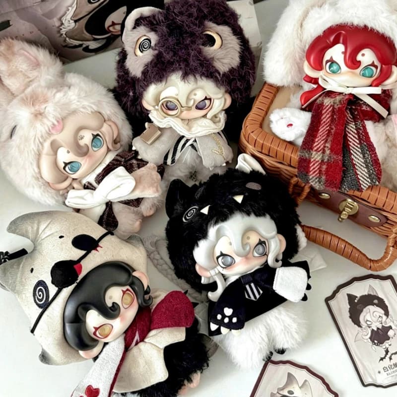 Moonin The Shrouded Night Series Blind Box Moonin Vinyl Anime Figure Mystery Box Bag Pendant Keychain Decor Toys Surprise Gift