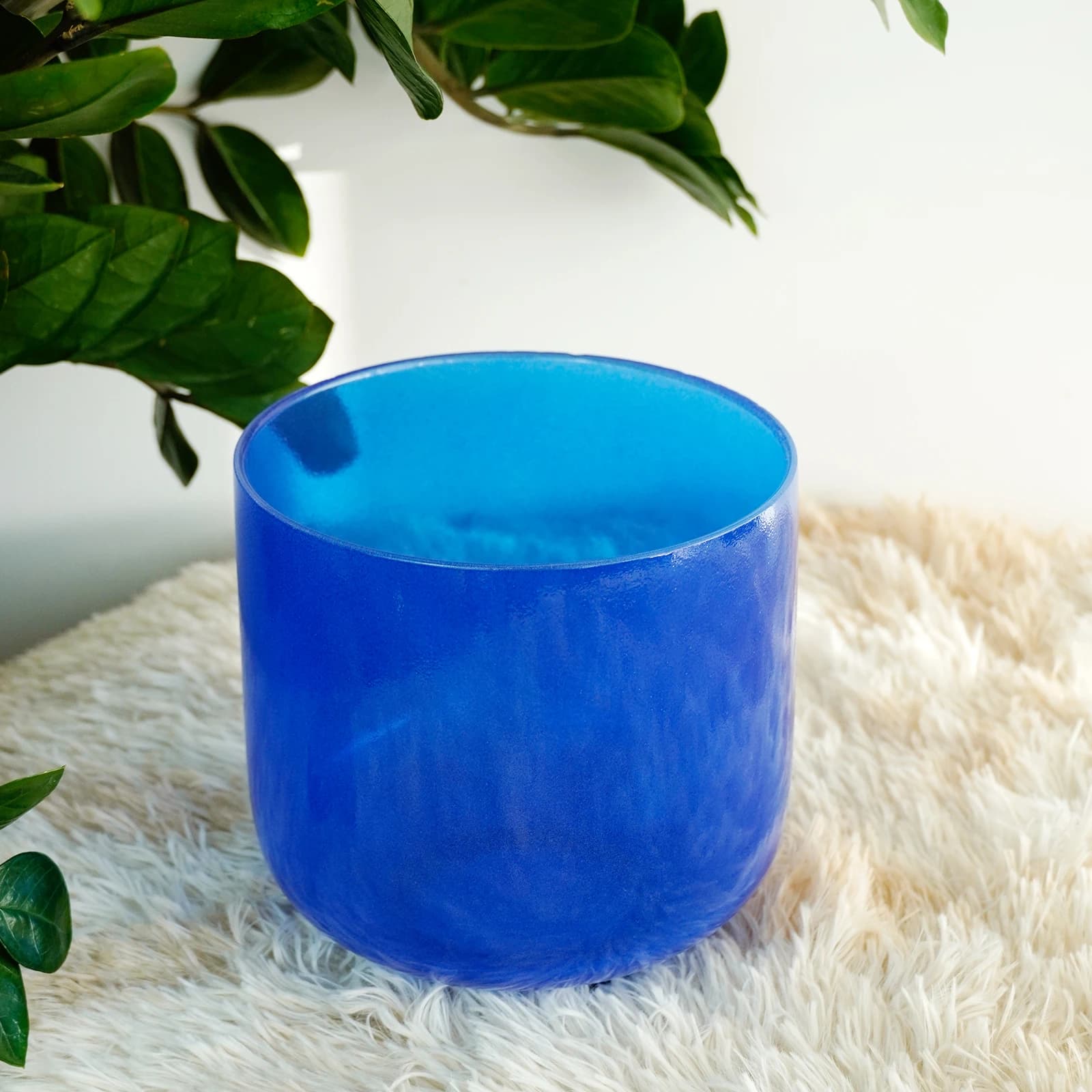 Hye-eun 7Inch 440h/432Hz Hyaline Blue Quartz Crystal Singing Chakra Bowl for Sound Healing , Tibetan Meditation Bowl