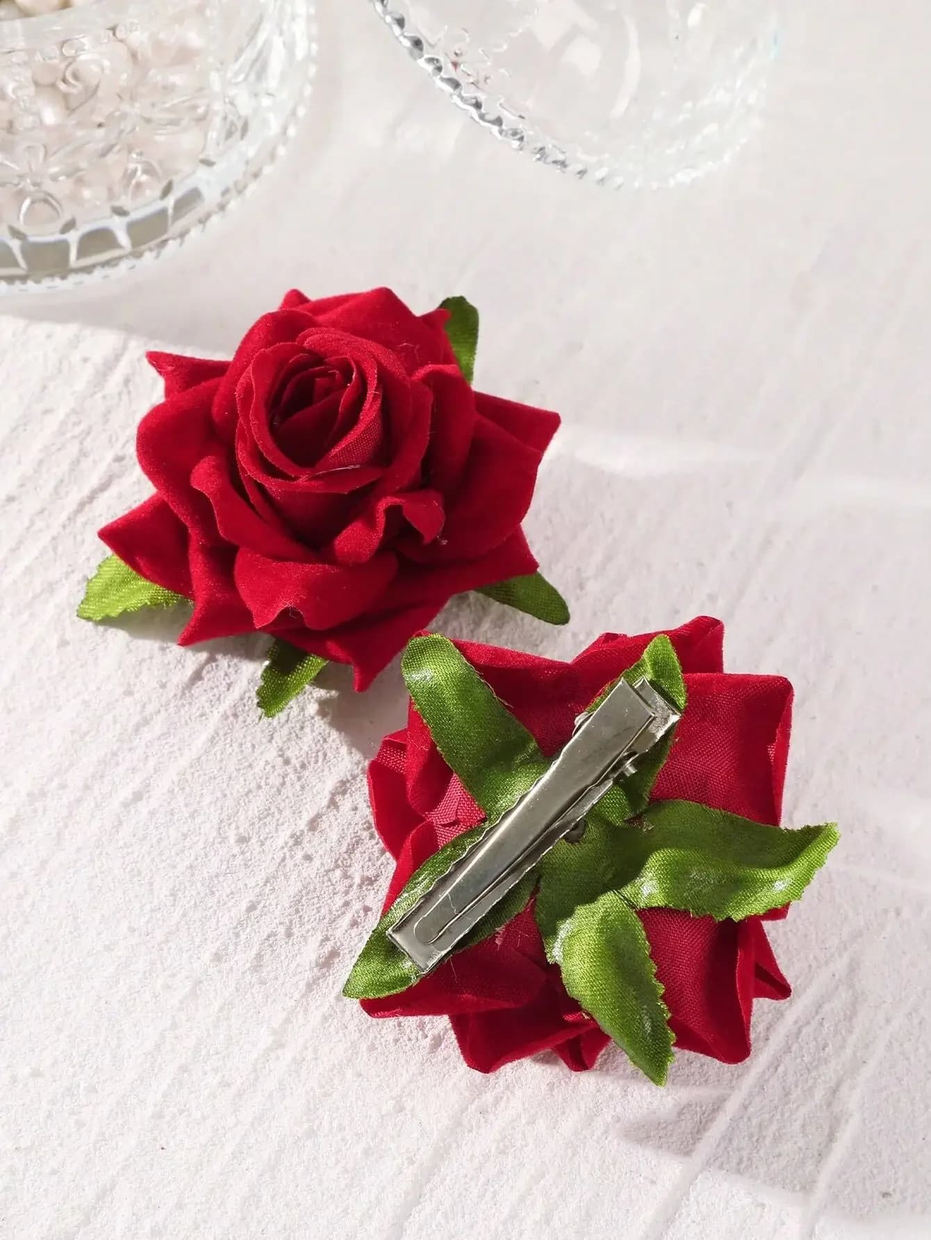 2 fermagli per capelli con fiore di rosa rosso e nero, fermagli a forma di artiglio in stile Boho per donna