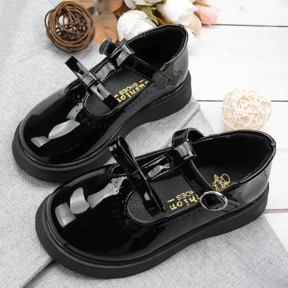 Scarpe per bambini di nuova moda scarpe in pelle nera con fibbia a T con fiocco semplice scarpe eleganti da principessa versatili e carine classiche