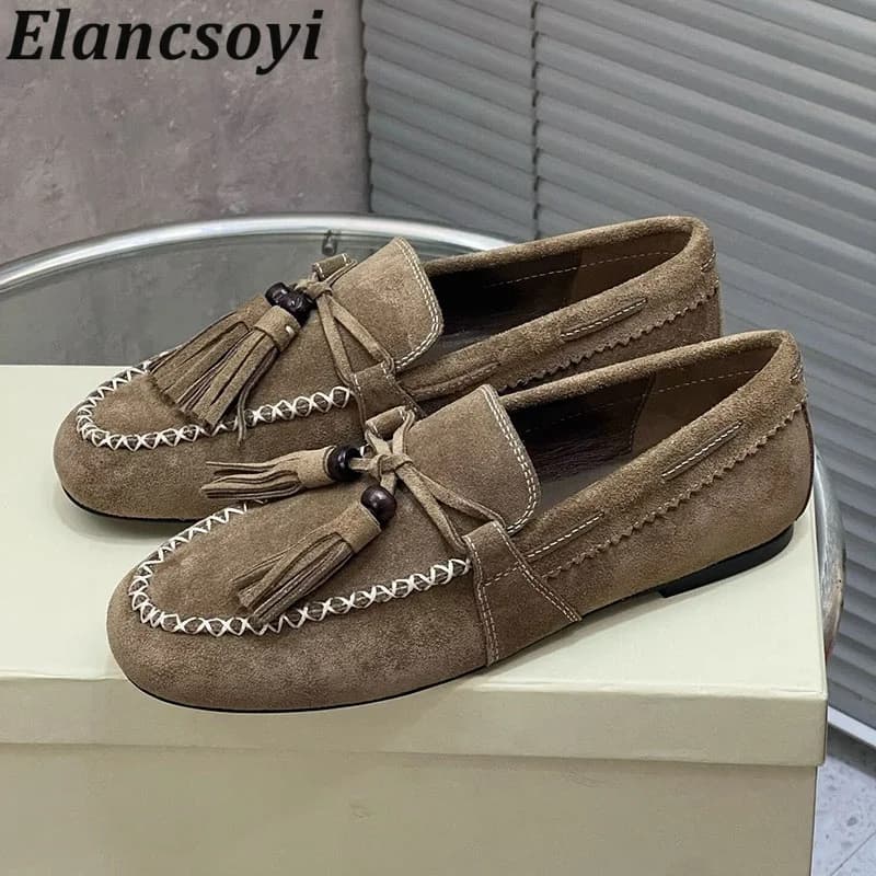 Loafers Women String Tassel Decor Shallow Mouth Versatile Flat Shoes Spring Autumn Round Toe Cow Suede Retro Single Shoes