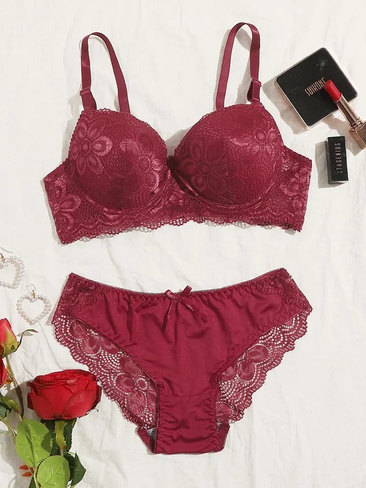 Biancheria push up con ferretto floreale trasparente in due pezzi per donna A2123