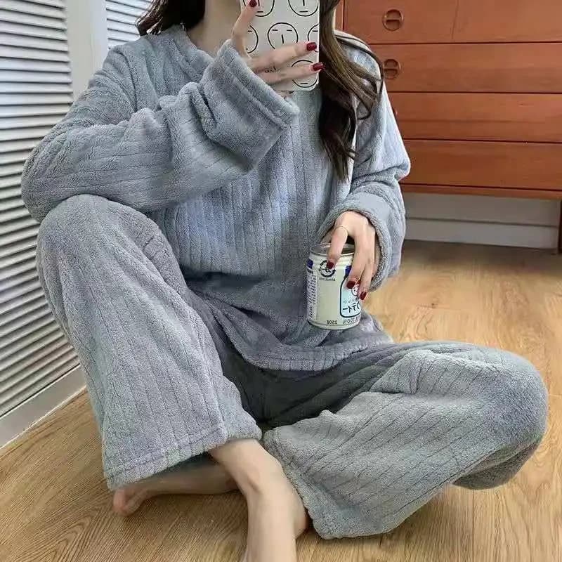 CHUANGERM Winter Women's New Pajamas Homewear Suit Women's Fall And Winter Warm Clothes Coral Velvet Leisure Pajamas Padded