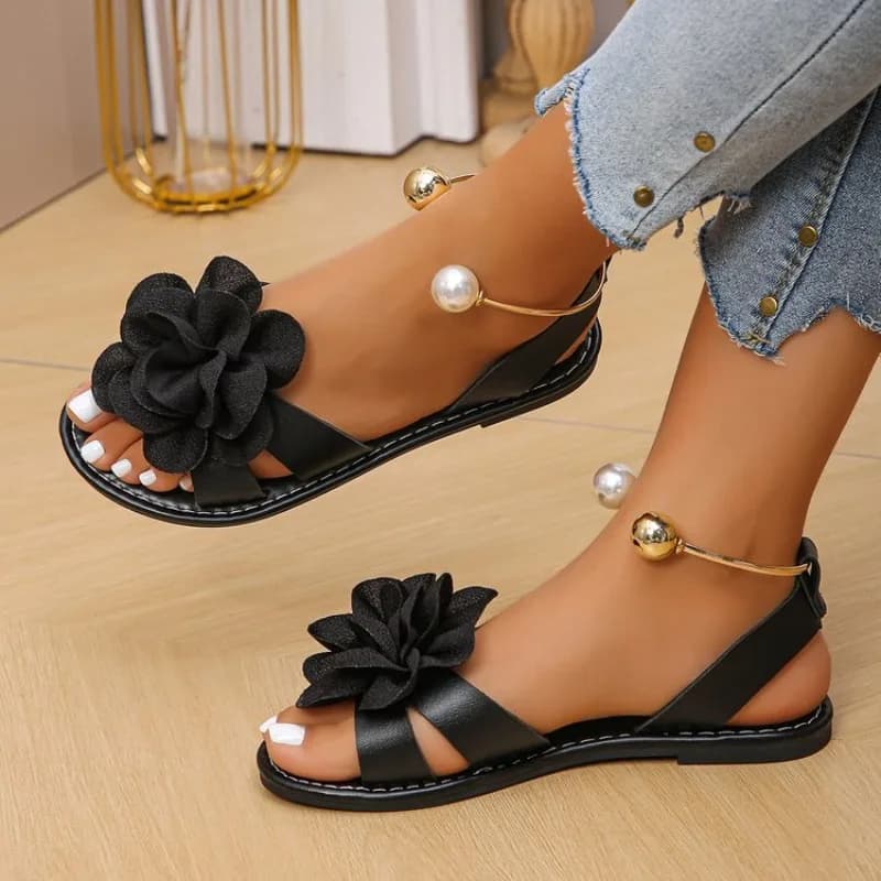 Sandali piatti da donna con perle floreali, nuovi arrivi estivi, con punta tonda e intagli, comodi e casual, slip-on